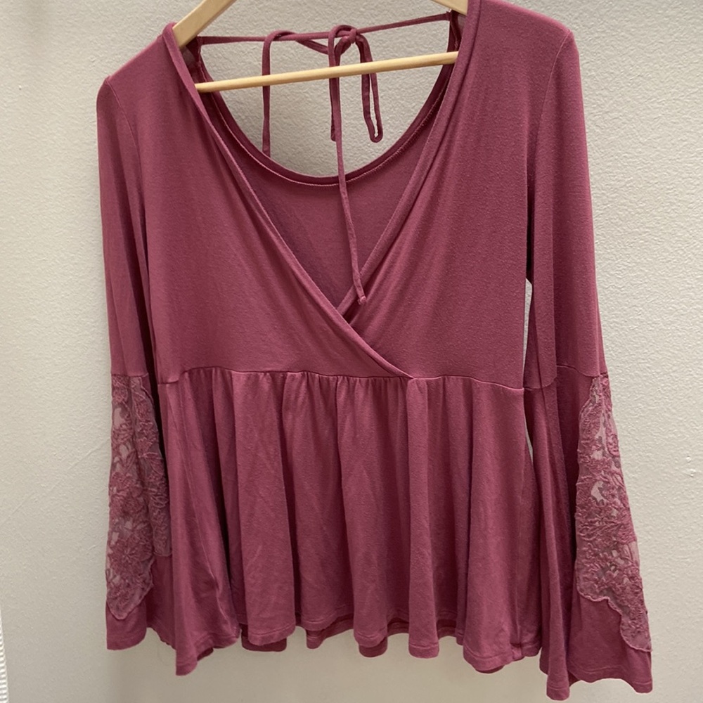 Women’s American Eagle Outfitters Pink Flare & Lace Sleeve, Open Back top. Sz S - Picture 9 of 12